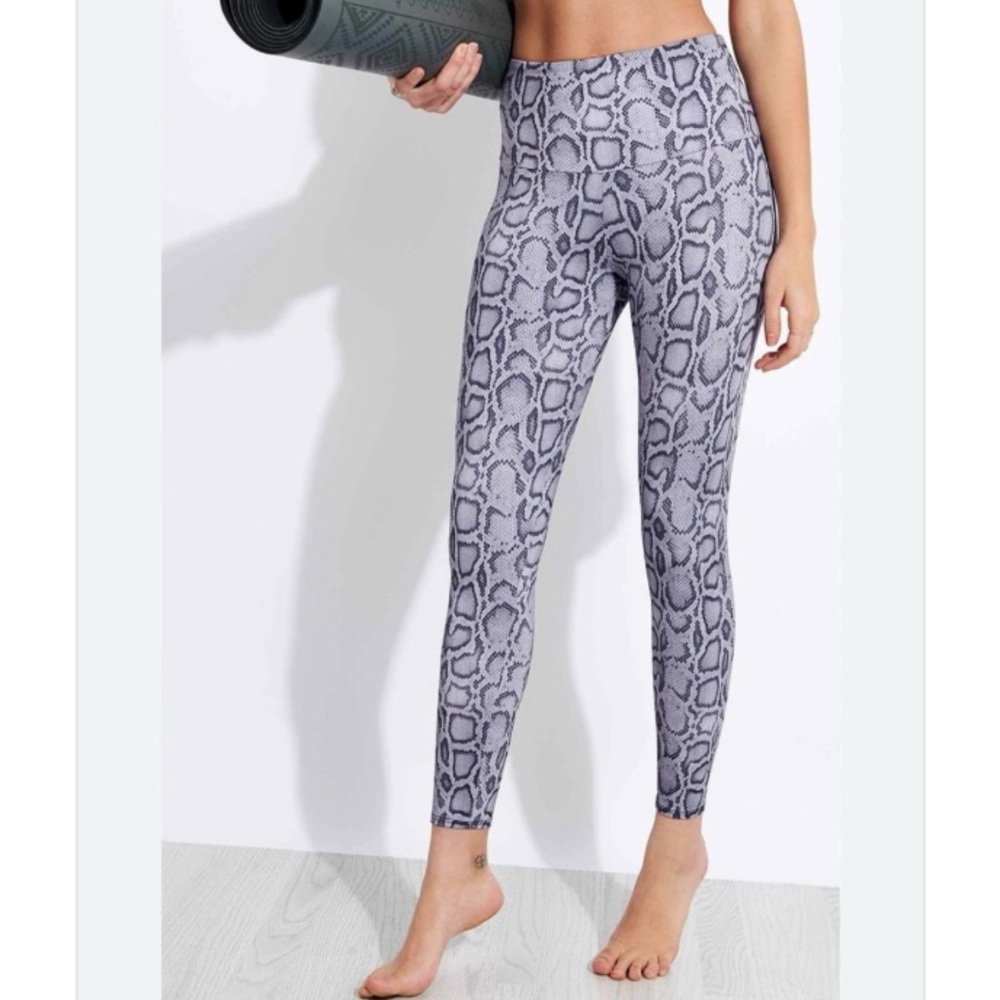 Onzie Women’s High-Waist Snakeskin-Print Activewear Yoga Leggings, Size S/M